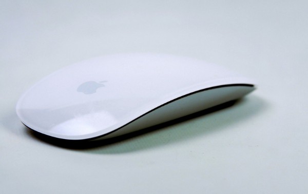Picture of Apple Magic Mouse Wireless Multi Touch Bluetooth (A1296) (MB829LL/A)