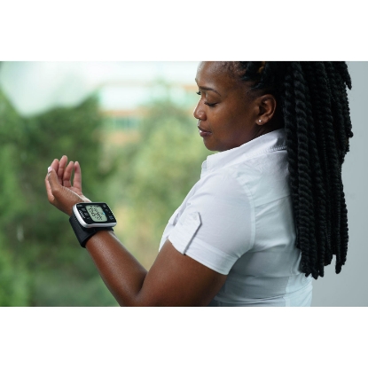 Omron 10 Series Wireless Wrist Blood Pressure Monitor with Bluetooth Smart Connectivity