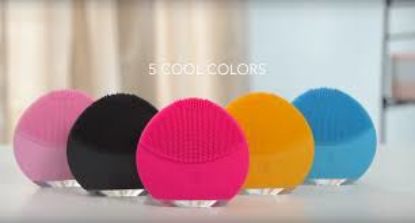 FOREO LUNA Mini 2 Facial Cleanser Choose Your Color