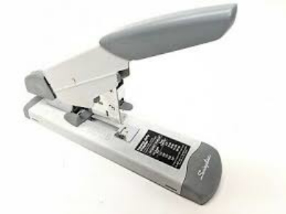 Swingline Deluxe Heavy Duty Stapler 160 Sheet Capacity Platinum