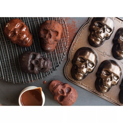 Nordic Ware Haunted Skull Cakelet Baking Set