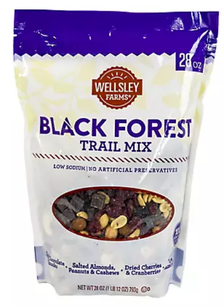 Wellsley Farms Black Forest Trail Mix 28 oz