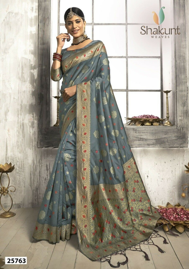 Picture of Designer Saree Bollywood Jacquard Silk Wedding Kanjivaram Sari with Blouse pice