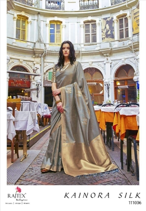 Picture of Indian Wedding Silk Designer Banarasi Silk Sari