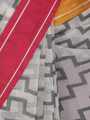 Picture of Ivory Tangail Half Silk Baluchari Saree