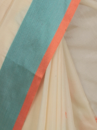 Picture of Off White Tangail Soft Silk Baluchari Saree