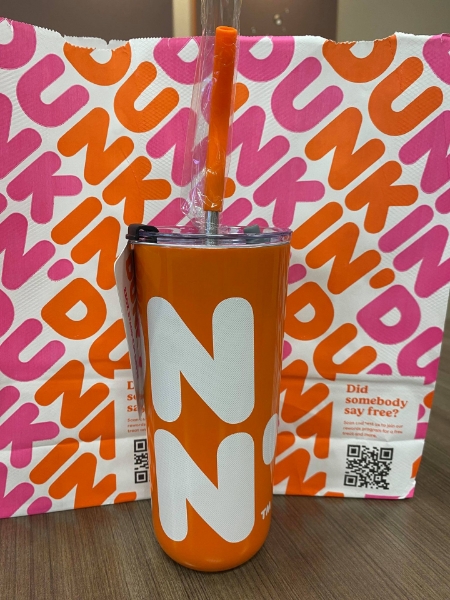 Picture of New Orange DUNKIN DONUTS 22oz Stainless Steel Sipper With Straw 2021 Tumbler