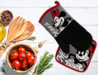 Picture of Disney Minnie Mouse Oven Mitt and Pot Holder Over Sized Gray Red Black