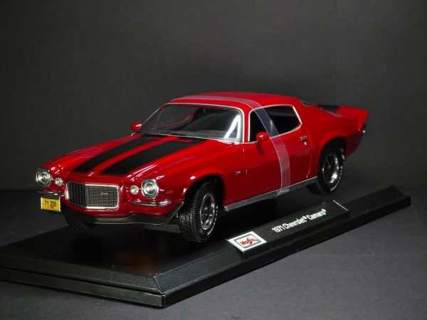 Picture of Maisto 1971 Chevrolet Camaro- Red With Black Stripes 1:18 - NIB Special Die-Cast Car  Edition
