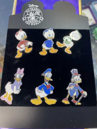 Picture of Disney Donald Duck Collector Pin Set – Limited Edition Enamel Pin Collection