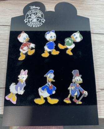 Picture of Disney Donald Duck Collector Pin Set – Limited Edition Enamel Pin Collection